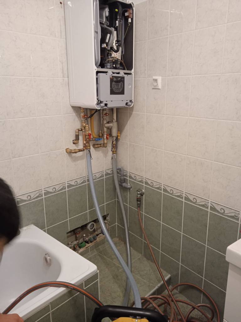 Bosch kondenzációs kazáncsere Kecskeméten